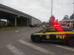 Notícia - Mais de 1 mil pessoas foram flagradas embriagadas nas rodovias de SC neste carnaval