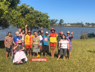 Notícia - Idosos da Casa de Repouso Cantinho do Idoso participam de piquenique na Lagoa dos Freitas