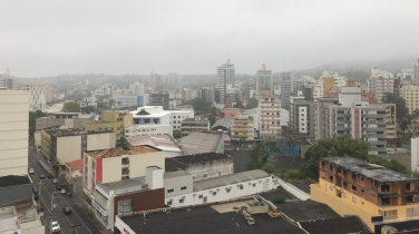 Notícia - Terça-feira de tempo nublado e clima ameno na região