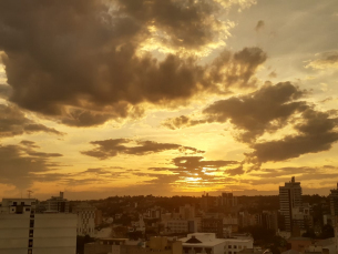 Notícia - Tardes quentes e noites agradáveis no final de semana