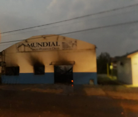 Notícia - Incêndio atinge templo religioso em Sombrio