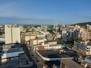 Notícia - Termômetros devem chegar a 35ºC neste domingo de eleições