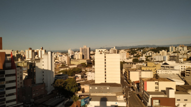 Notícia - Fim de semana de sol e chuvas fracas no sul catarinense 