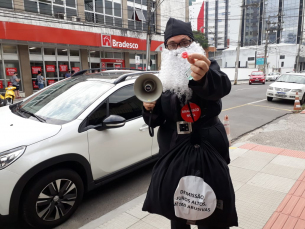 Notícia - “Natal de demissões no Bradesco”, protestam trabalhadores 