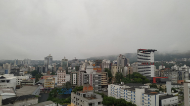 Notícia - Tempo segue nublado e chuvoso em todo o sul catarinense