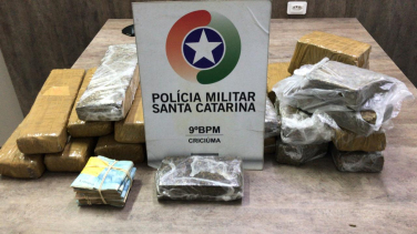 Notícia - Após perseguição, homens são presos com mais de 12kg de maconha 