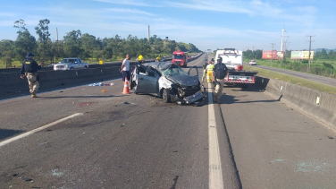 Notícia - Acidente deixa dois mortos e quatro feridos na BR-101 em Capivari de Baixo 