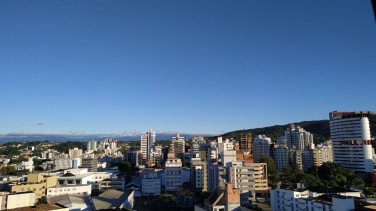 Notícia - Terça-feira de sol, chuva e cara de outono em Criciúma e região