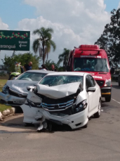 Notícia - Acidente deixa duas pessoas feridas em Araranguá