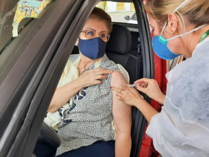 Notícia - Criciúma busca iniciar vacinação de professores antes do dia 30 