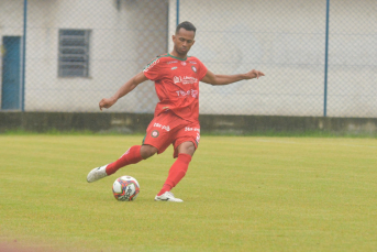 Notícia - “Pés no chão” para a partida contra a Chapecoense, destaca Sueliton 