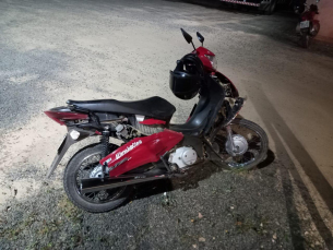 Notícia - Motociclista fica ferido após se envolver em acidente com caminhão em Içara