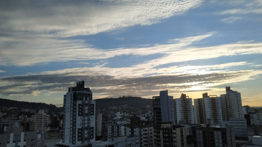 Notícia - Fim de semana será frio e chuvoso em todo sul catarinense