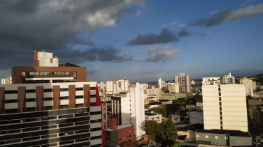 Notícia - Tempo volta a ser bom após dias de chuva no sul de SC