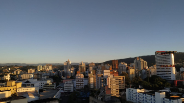 Notícia - Fim de semana com madrugadas muito frias e tardes não tão quentes no sul de SC