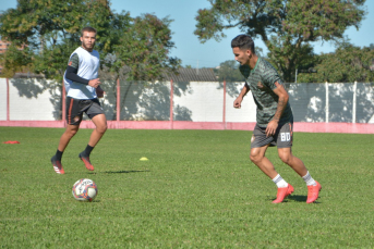 Notícia - No Próspera, treinos fogem do tradicional e vão de FutMesa a “jogo da velha” (VÍDEOS)