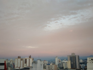 Notícia - Sábado de chuva e domingo de frio no Sul catarinense