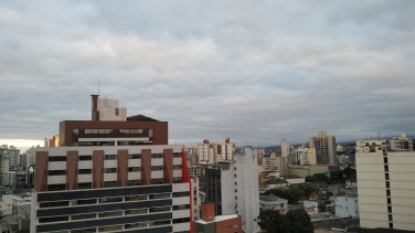 Notícia - Tempo frio, nublado e com poucas aberturas de sol marcam a semana do sul de SC