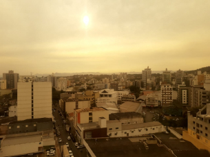 Notícia - Um feriadão não tão quente