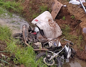 Notícia - Homem cai da moto e é conduzido ao hospital em Turvo