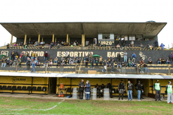 Notícia - Torcedores voltam aos estádios gaúchos neste domingo