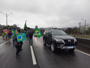 Notícia - Seis pontos bloqueados em rodovias de Santa Catarina