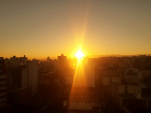 Notícia - Sexta-feira deve chegar aos 26ºC na região