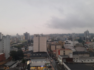 Notícia - Menos chuva que o esperado nesta sexta-feira