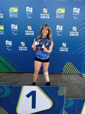 Notícia - Paratleta de Criciúma ganha dois ouros em competição de atletismo