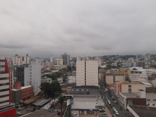 Notícia - Feriadão de tempo fechado na região