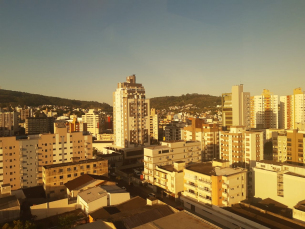 Notícia - Sem chuva até domingo na região