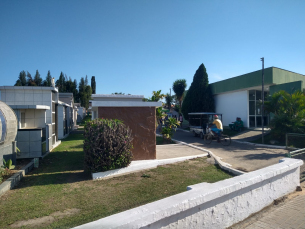 Notícia - Sol e calor marcam homenagens aos Finados neste feriado