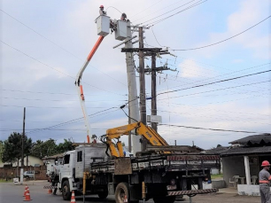 Notícia - Sistema elétrico de Criciúma recebe melhorias com obras de ampliação e reforço da rede 