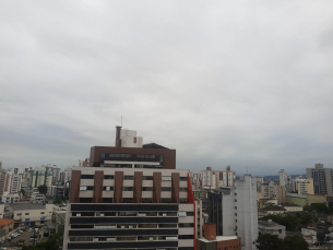 Notícia - Sábado de tempo bom. Domingo de chuva na região