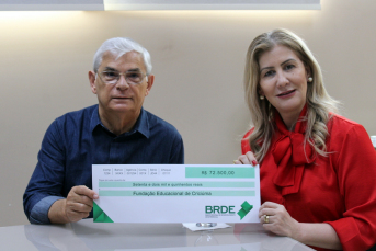 Notícia - BRDE repassa recursos para fomentar o Unesc em Dança