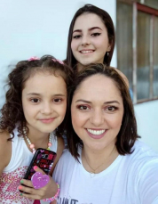 Notícia - Trágica morte de mãe e duas filhas causa comoção nas redes sociais