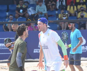 Notícia - Semifinais masculinas definidas no Mundial de Beach Tennis