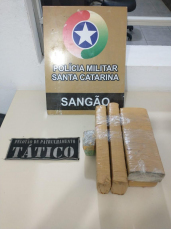 Notícia - Criança é encontrada com casal que portava 4kg de maconha