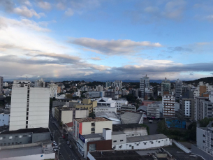 Notícia - Ciclone Yakecan: ventos podem acalmar ainda nesta quarta-feira