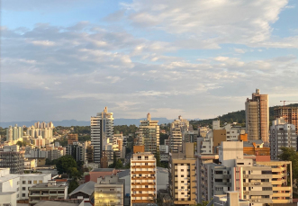 Notícia - Quinta-feira com temperaturas amenas em Criciúma e região