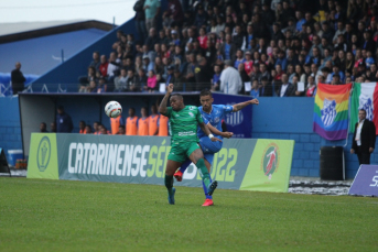 Notícia - Caravaggio inicia com derrota a Série B do Catarinense