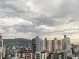 Notícia - Tempo segue nublado nesta quarta-feira em Criciúma e região