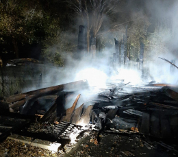 Notícia - Residência é atingida por incêndio em Urussanga