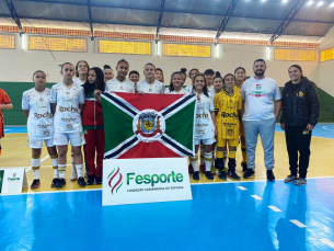 Notícia - Meninas Carvoeiras conquistam a medalha de bronze no futsal da Olesc 2022