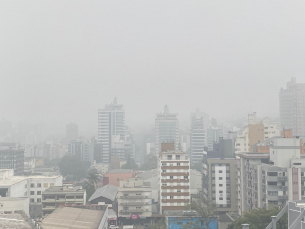 Notícia - Em meio ao nevoeiro, sol pode aparecer em Criciúma e região