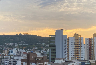 Notícia - Para a quinta-feira, previsão indica sol entre nuvens 