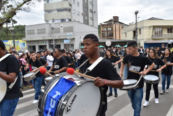 Notícia - Bicentenário: veja como foi o desfile de 7 de setembro em Siderópolis