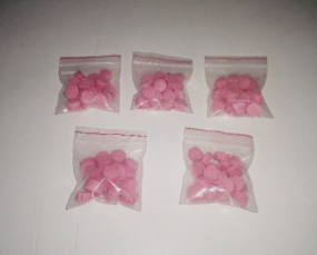 Notícia - Criciúma: Polícia Militar apreende 100 comprimidos de ecstasy  