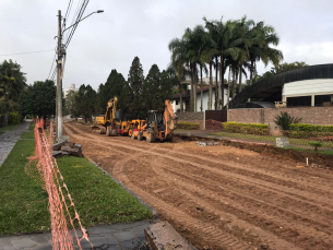 Notícia - Obras de macrodrenagem são retomadas no Pio Corrêa