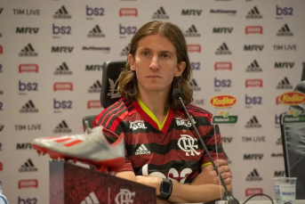 Notícia - “Eu vi, quando era pequeno, o Criciúma ser campeão”, diz Filipe Luís sobre Copa do Brasil 